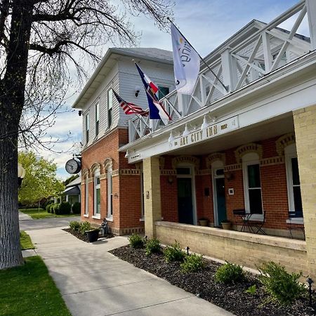 Art City Inn Springville Exterior photo